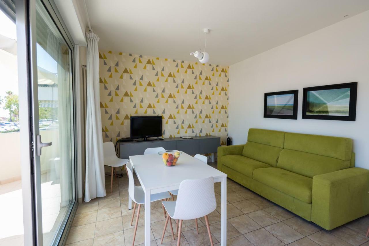 Appartamento Residenza Alpaluba Vasto Esterno foto